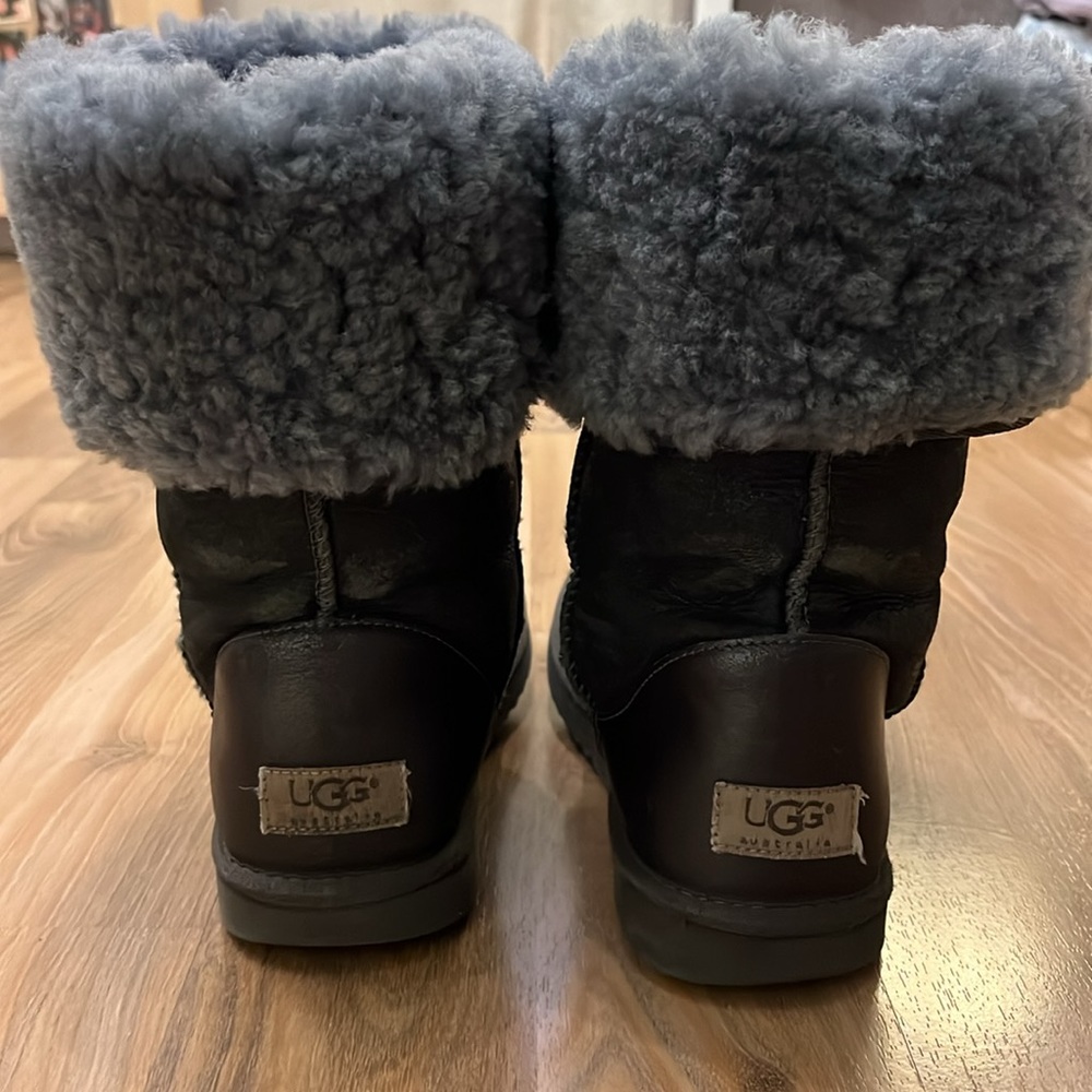 Ugg boots - Picture 4 of 8